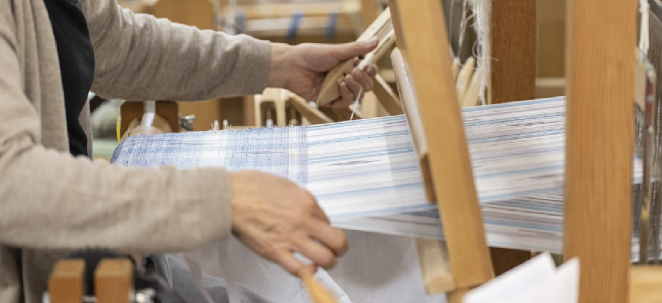 手織りの様子